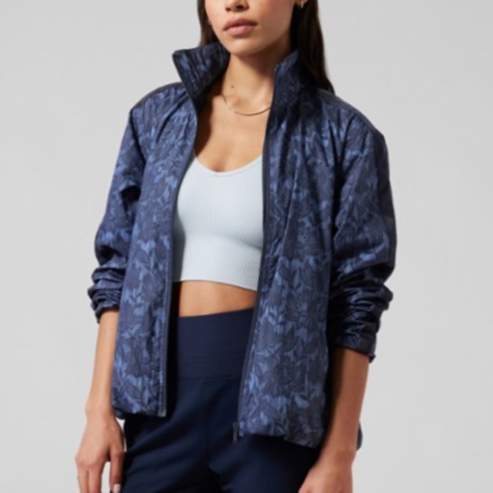 Athleta Sightseer Lace Jacket - Blue (Ethereal Bloom) Small